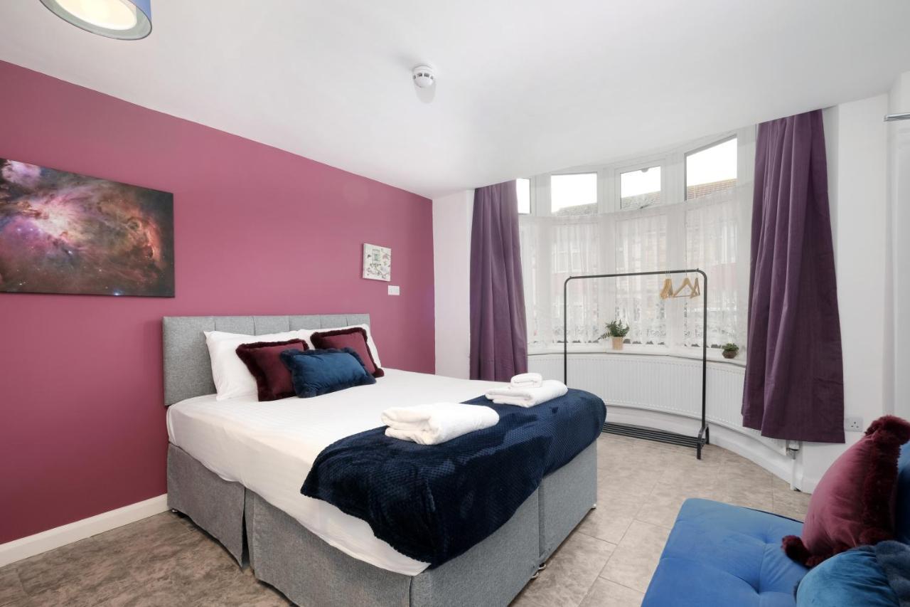 Fernbank Studios Sudbury Hill Harrow Self-Contained Studios With En-Suite Wembley Dış mekan fotoğraf